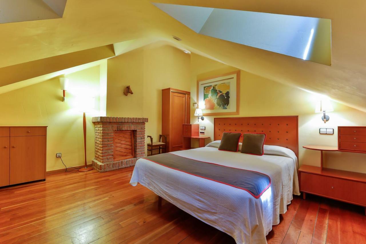 Casa Rural La Chata By Vivere Stays Valsain Zewnętrze zdjęcie