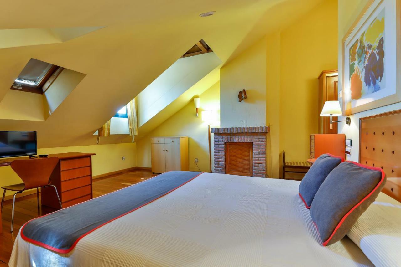 Casa Rural La Chata By Vivere Stays Valsain Zewnętrze zdjęcie
